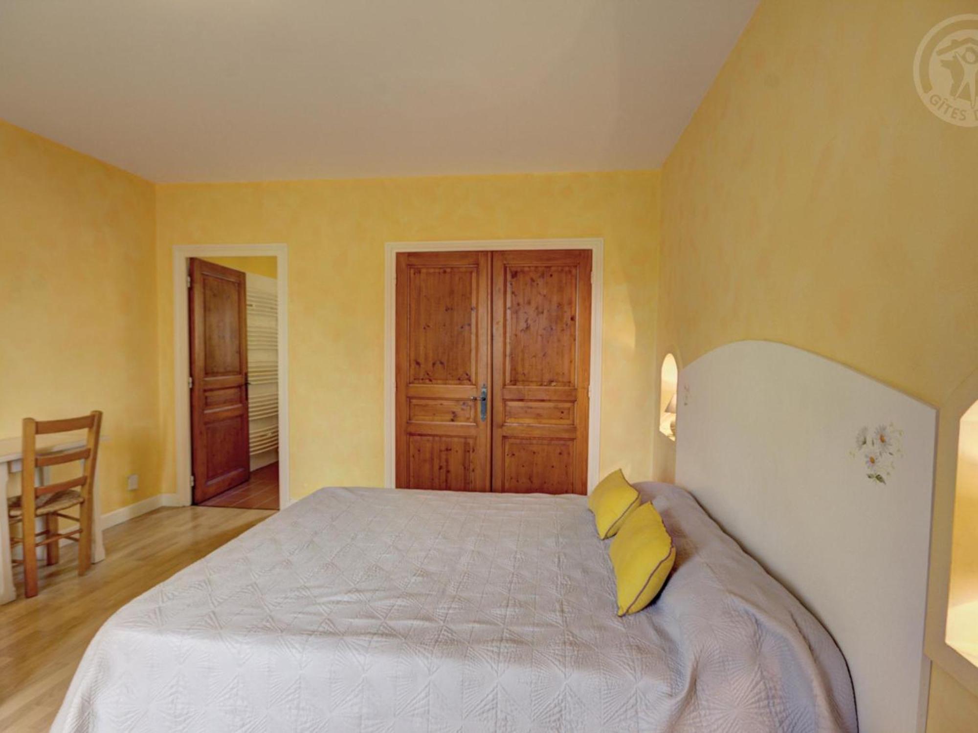 Belle Maison De Campagne Avec Piscine, 4 Chambres, Jardin Et Terrasse Pres De Montbrison - Fr-1-496-48 Chalain-le-Comtal Ngoại thất bức ảnh